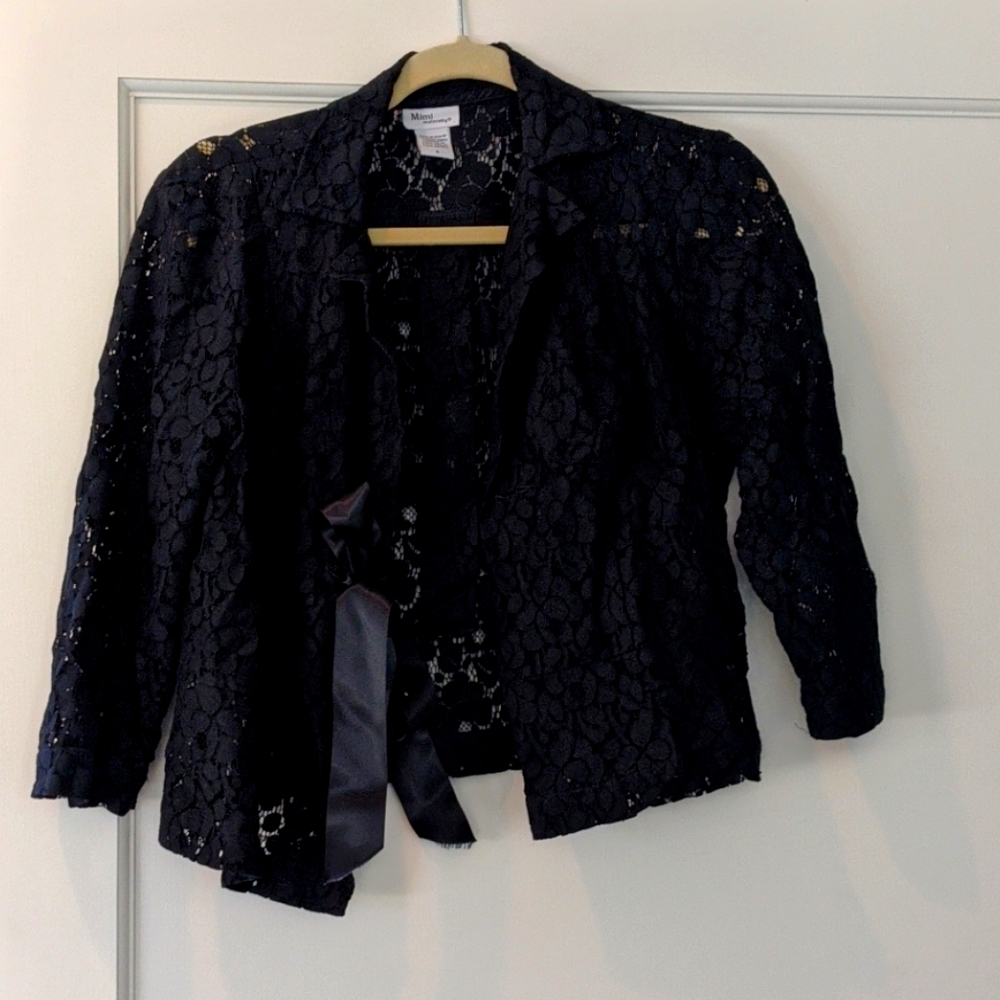 Mimi maternity lace jacket